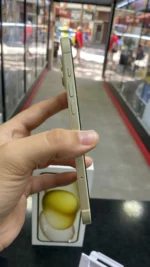 iPhone 15 Plus 128GB Amarillo - Imagen 5