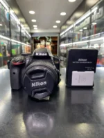 Nikon D3300 + Objetivo 18-55mm