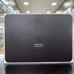 Funda de piel para el MacBook Pro de 15 pulgadas - Negro