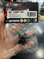 Manguetas Delanteras WLtoys 144001 - Imagen 2