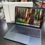 MacBook Air M3 (8-CPU 8-GPU), 16GB Ram, 256GB, 13" Medianoche